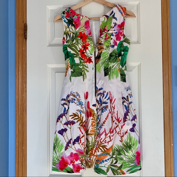 Zara cotton floral fit and flare dress - Picture 5 of 10